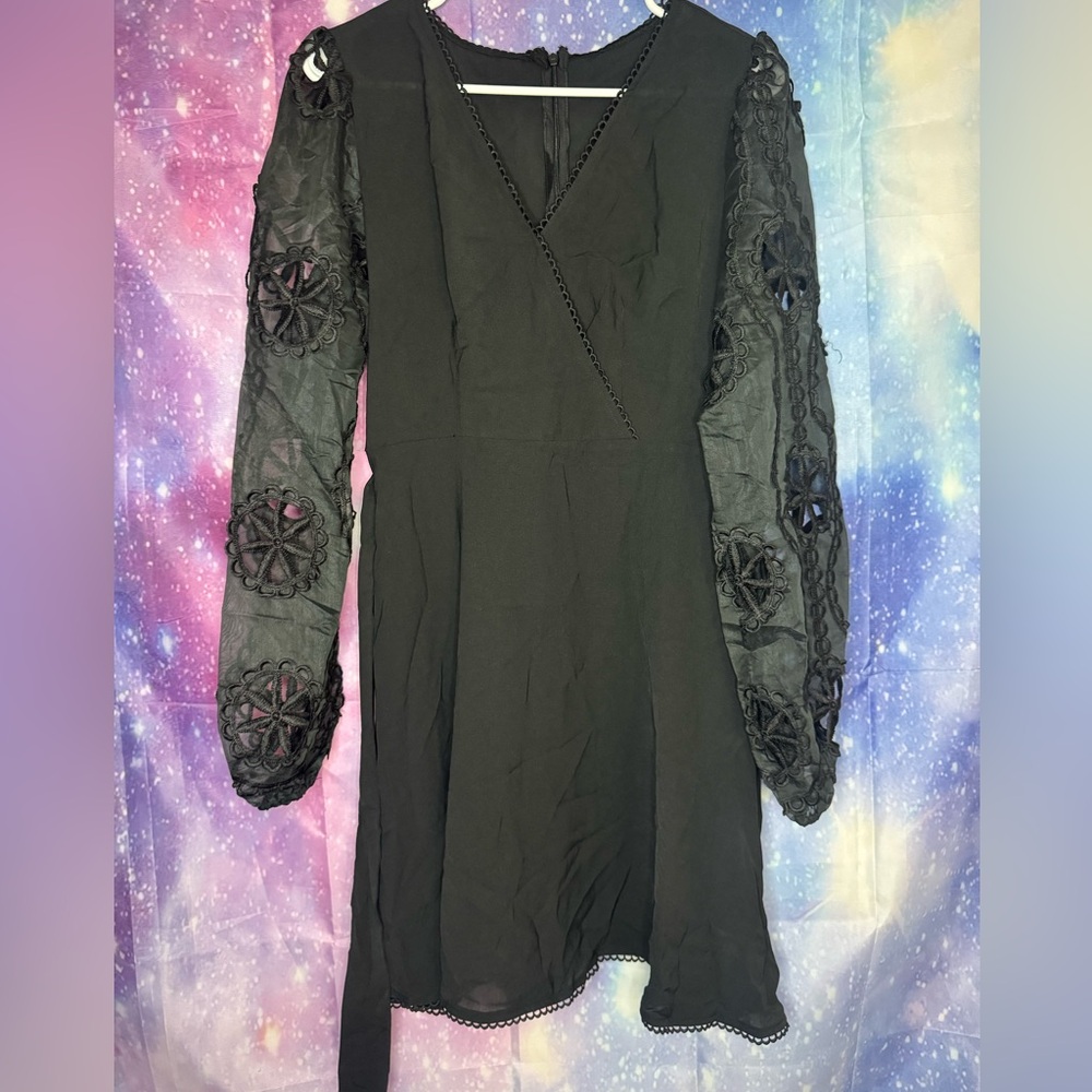 New without tags cupshe black dress with eyelet sleeves